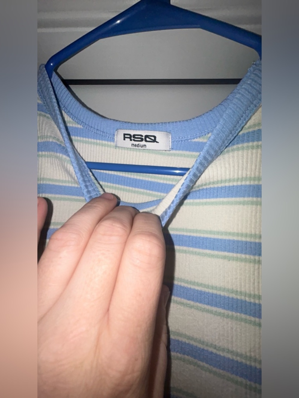 NWT Tilly’s Cropped Striped Tank Size Medium - Picture 3 of 5